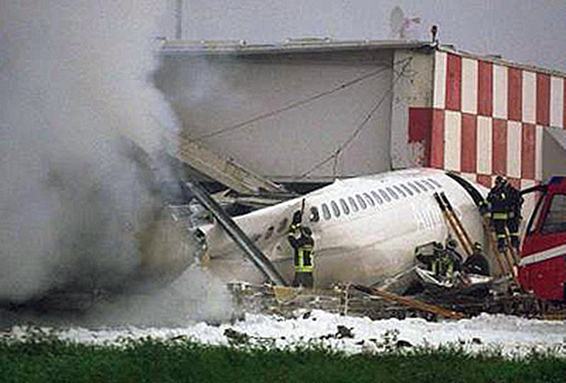Pilot udělal chybu. Obyčejná odbočka vedla k nejhorší italské tragédii