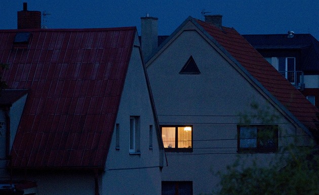 Policie řeší sérii vloupání ve Slivenci. Posílila hlídky, radnice varuje občany