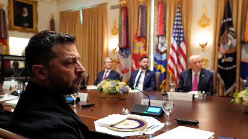 Hádka Trumpa se Zelenským: Americký prezident měl „neustále nadávat“ a tlačit na přijetí míru