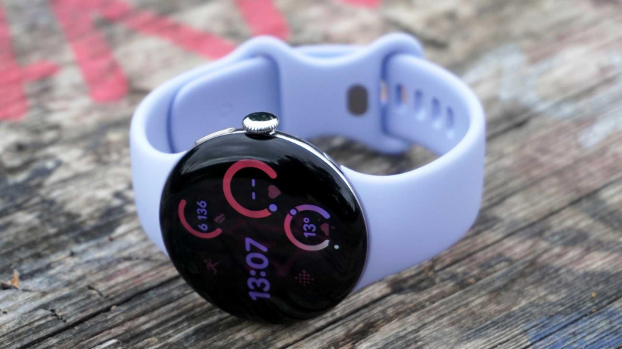 Recenze Google Pixel Watch 4: ve starém těle mladý duch