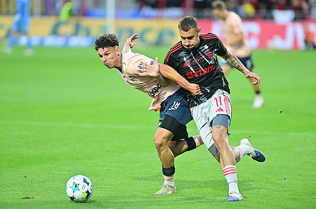 ONLINE: Sparta - Pardubice, do základu se vrací Kuchta i Sörensen. Nechybí Haraslín