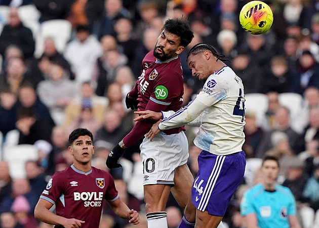 ONLINE: Aston Villa otočila zápas s West Hamem, Haaland se opět prosadil za City