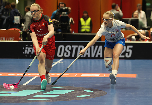ONLINE: Česko - Švýcarsko 0:1, florbalistky trefují jen tyče, ve finále MS prohrávají