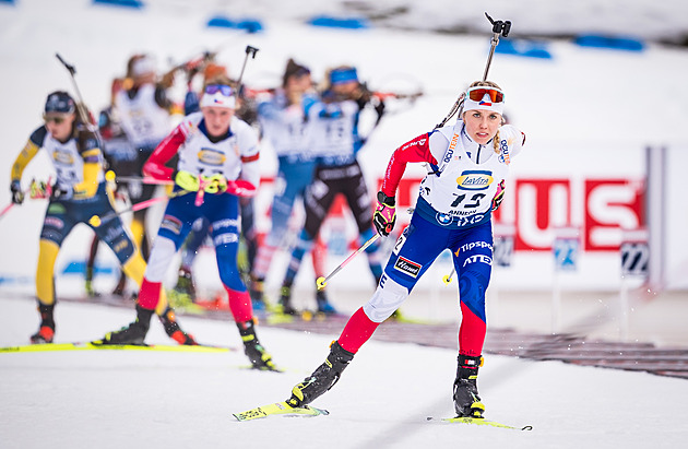 Biatlon ONLINE: První hromadný závod sezony. Voborníková začíná bezchybně