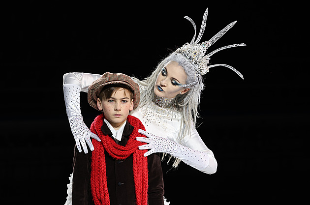 Muzikál SNĚHOVÁ KRÁLOVNA poprvé na ledě!