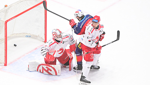 ONLINE: Třinec srovnává v Pardubicích, Hradec snižuje s Litvínovem. Kladno ztrácí