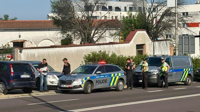 Šestnáctiletý mladík ve Znojmě najížděl autem do lidí. Vyvázl s podmínkou