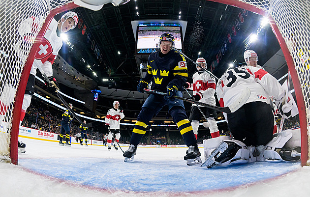 Švédové na MS dvacítek zdolali Švýcarsko a dotáhli se na domácí Američany