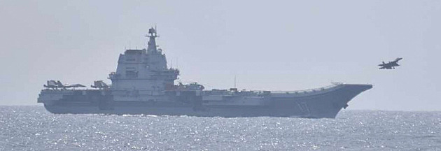 Čína zahájila vojenské manévry u Tchaj-wanu. Použije i ostrou municí, oznámila