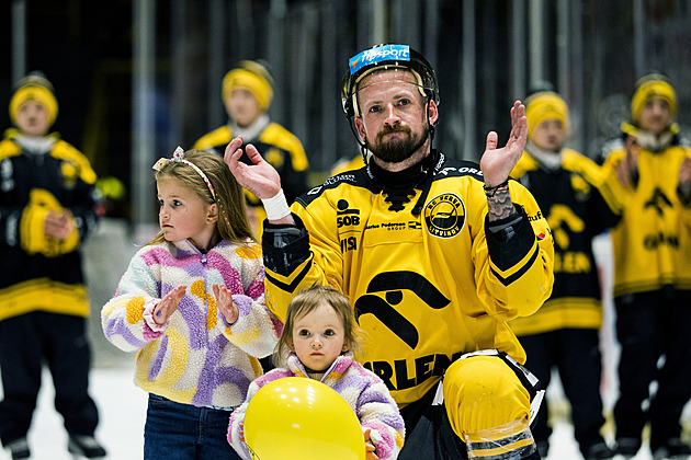 Už zase blbne s dětmi. Hlavovi o litvínovském zázraku a domácí pohodě