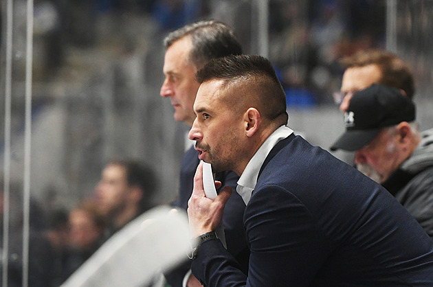 Plekanec: Čermákovi by fanoušci měli líbat zadek, Kladno nikdo trénovat nechtěl