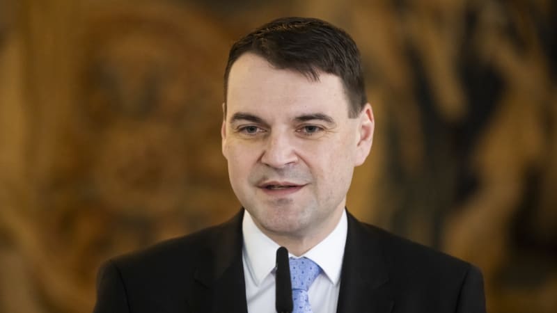 Spor o Okamuru houstne: Škodí Česku, tvrdí šéf ukrajinského parlamentu. Macinka kritiku odmítá