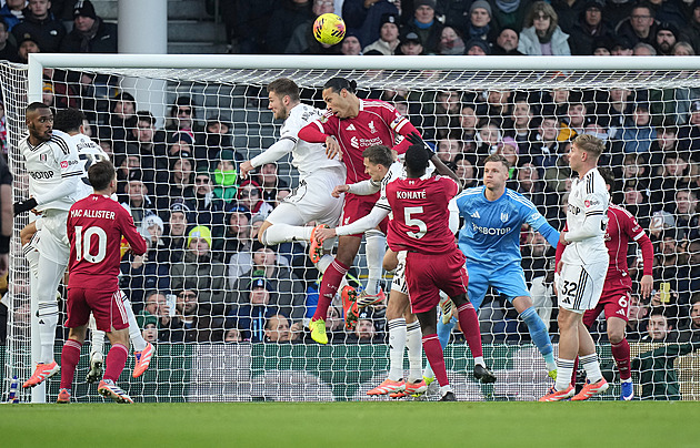 Liverpool remizoval, United ztratil s outsiderem. Nerozhodně i City vs. Chelsea
