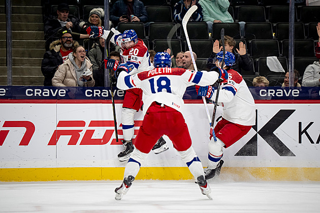 Česko - Kanada 6:4. Zasloužená výhra, zase s úderem v závěru. Junioři si zahrají o zlato