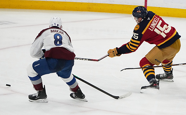 Florida porazila lídry NHL z Colorada, Crosby završil obrat Pittsburghu