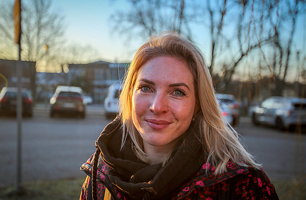 Ve škole se nikdy nepřihlásila. Koktavost odstranila v dospělosti drsnou metodou