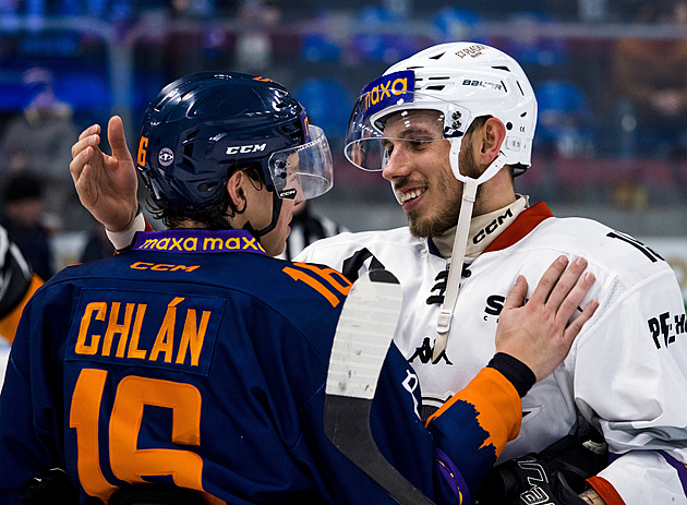 Po americké křivdě český sen. Bratři Chlánové se jako soupeři dojímali z gólů