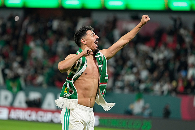 Alžírští fotbalisté v prodloužení udolali Konžany a jsou ve čtvrtfinále
