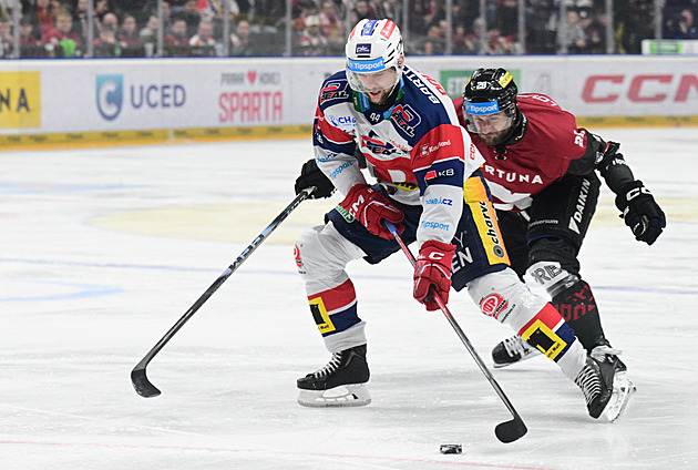 Pardubickou výhru na Spartě zařídil Kelemen. Slaví i Litvínov, Plzeň a Olomouc