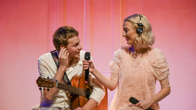 Nádherná zpráva: Slavná česká zpěvačka tajila těhotenství, teď ukázala krásné bříško