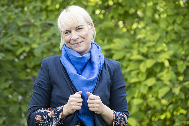 Osamělost je pandemií současnosti, říká jediná česká profesionální „dohazovačka“