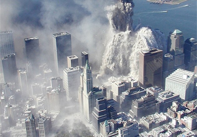 Bin Ládin je odhodlán zaútočit v USA. CIA zveřejnila tajná varování před útoky